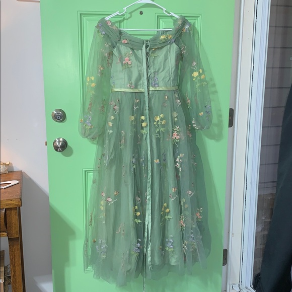 Floral Sage Green Dress - Women’s size 10 - Picture 8 of 10